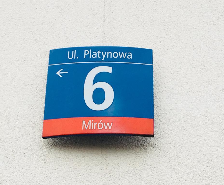 Lovely Sunny Flat In City Center 바르샤바 외부 사진
